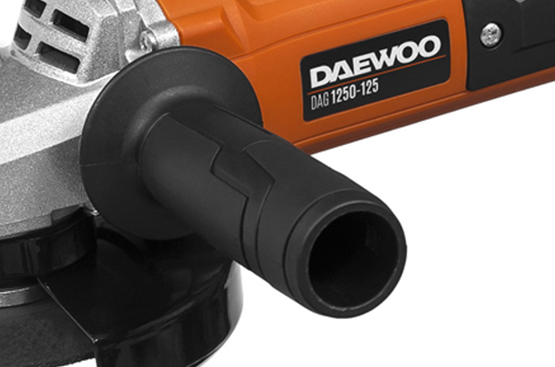 Кнопка фиксации шпинделя